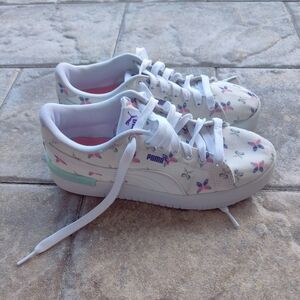 Puma butterfly shoes